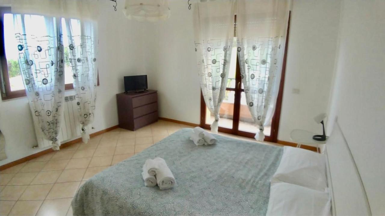 Cleo Camelia Apartment ฟัลโกนารา มาริตติมา ภายนอก รูปภาพ