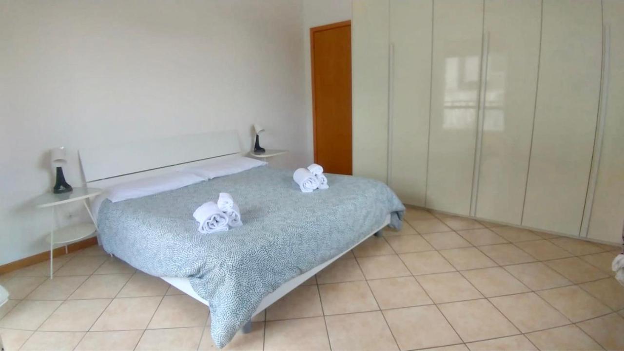 Cleo Camelia Apartment ฟัลโกนารา มาริตติมา ภายนอก รูปภาพ